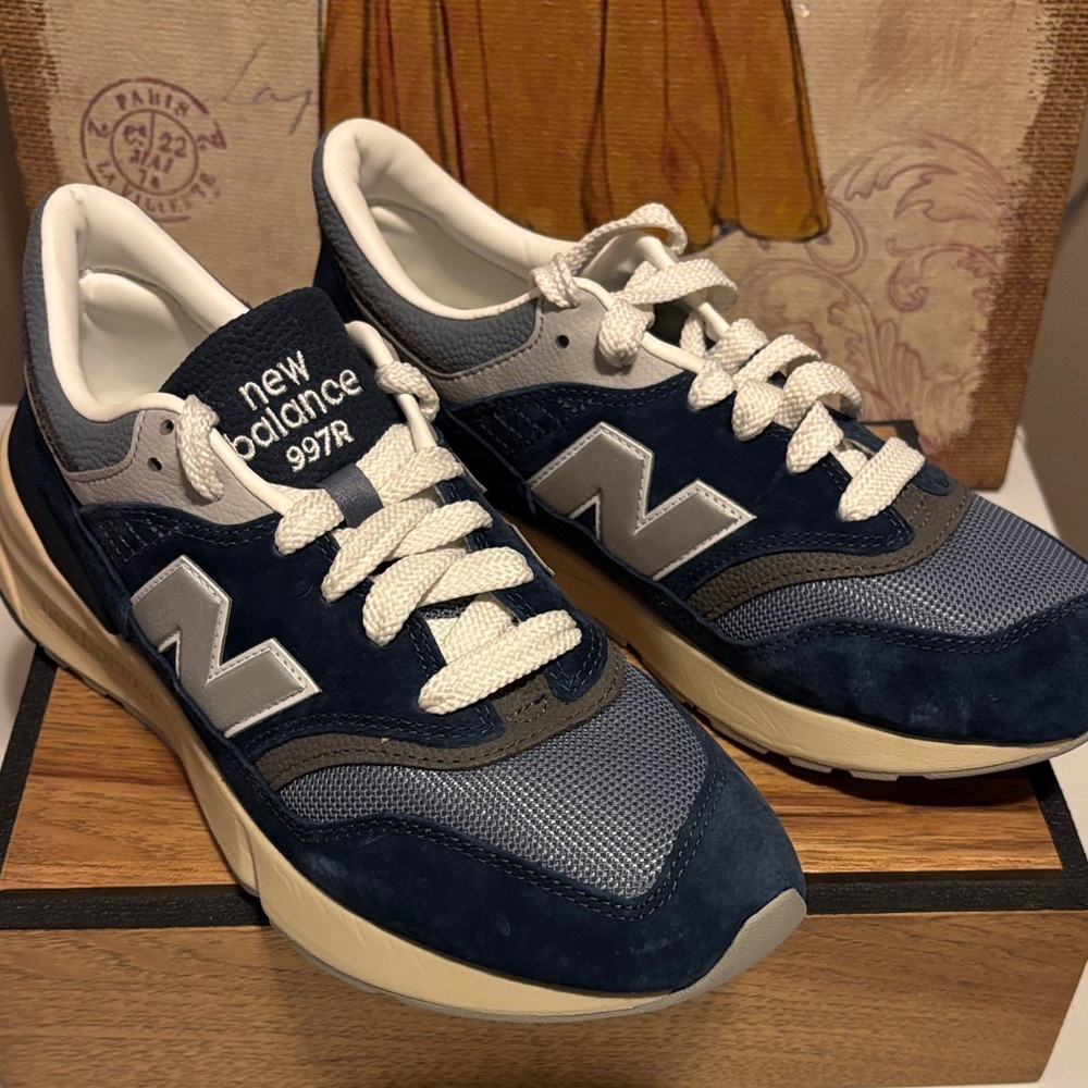 New Balance 997R Men's Navy and Gray Sneakers